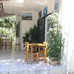 Onur フェティエ