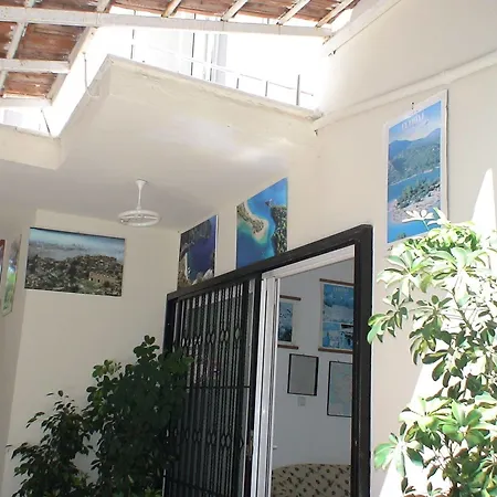 ベッド・アンド・ブレックファスト Onur