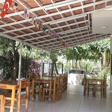 Onur * フェティエ